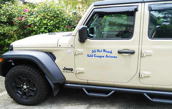 Custom Vinyl Jeep Lettering Custom Vinyl Jeep Lettering