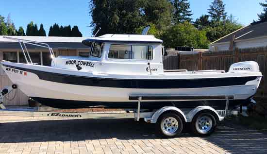 Submitted by: Barry P, Edmonds, WA Custom Vinyl Boat Lettering