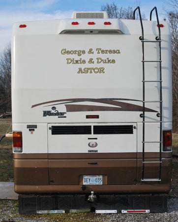 Custom Vinyl Lettering For An RV Custom Vinyl Lettering For An RV