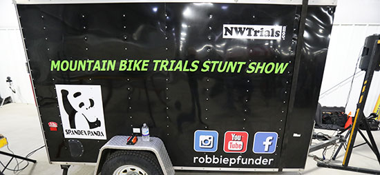 Custom Vinyl Lettering For Tailer Custom Vinyl Lettering For Tailer