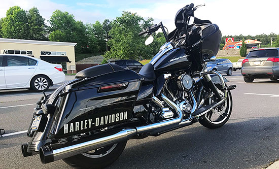 Custom Vinyl Lettering for Motorcycle Custom Vinyl Lettering for Motorcycle