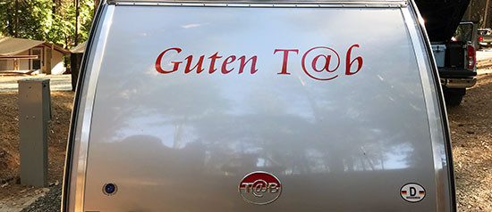 Custom Vinyl Lettering For Trailer Custom Vinyl Lettering For Trailer