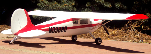 Custom lettering on a model plane
