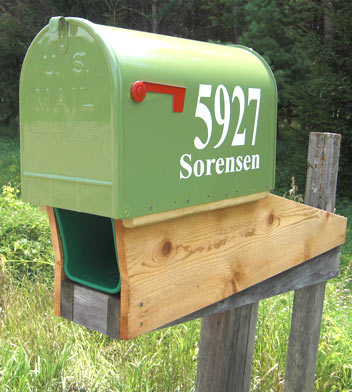 Vinyl mailbox numbers and lettering Vinyl mailbox numbers and lettering
