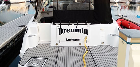 Cuatom Vinyl Boat Name Cuatom Vinyl Boat Name