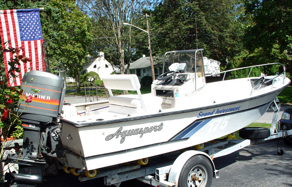 Custom boat lettering Custom boat lettering