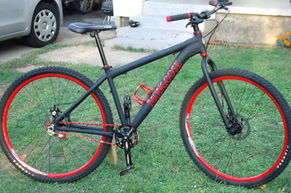 Custom Lettering on a mountain bike Custom Lettering on a mountain bike