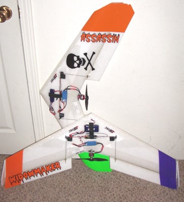 Custom lettering on a model airplane Custom lettering on a model airplane